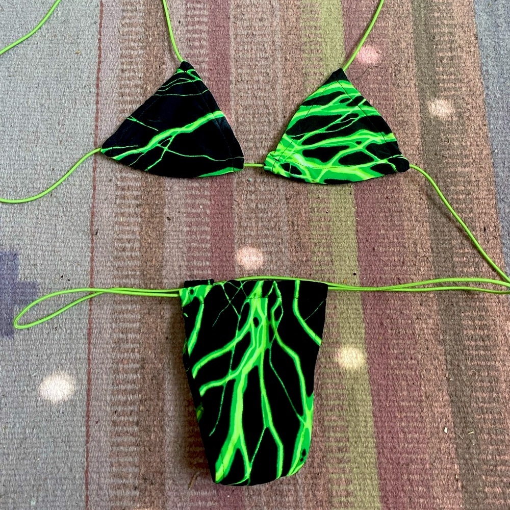 Angel Candy | Neon Green and Black Bikini Set